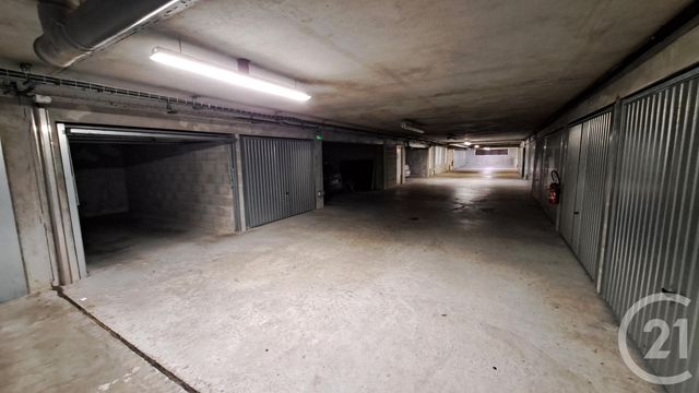 Parking à louer - 15 m2 - Nantes - 44 - PAYS-DE-LOIRE